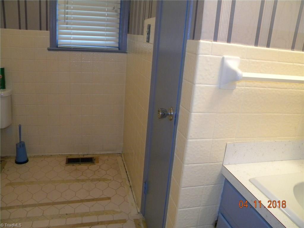 3614 Castleton Road Greensboro, NC 27406 - Photo 20 of 24 Gallery Image 20