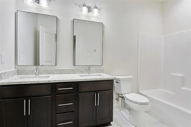 $2,875 | 114 Berger Street, Unit B, Belle Chasse, LA 70037