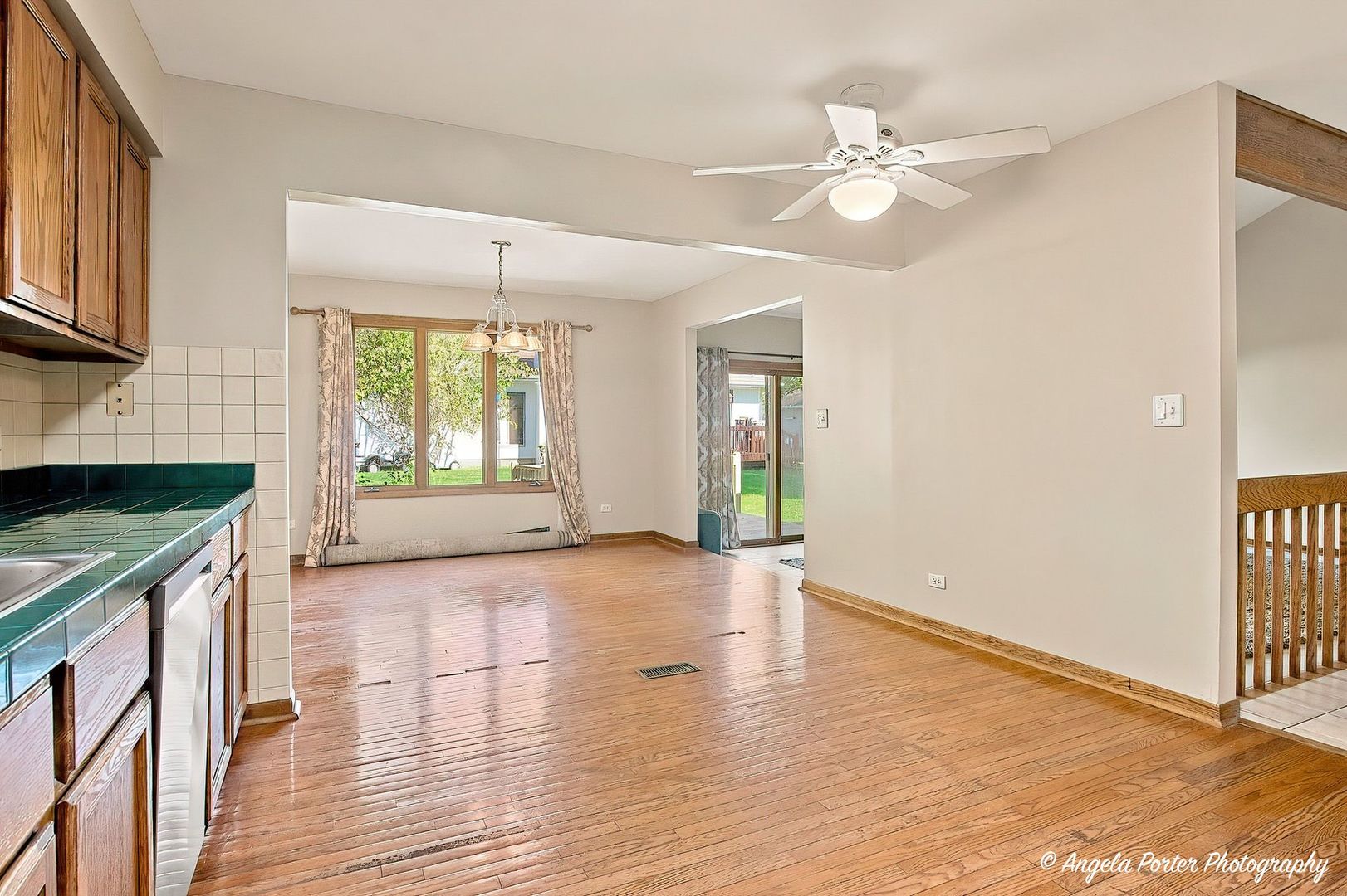 167 Tree Line Antioch, IL 60002 - Photo 13 of 24 Gallery Image 13