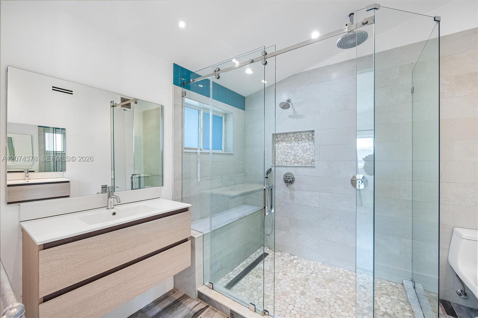 5801 Southwest 44th Terrace Miami, FL 33155 - Photo 16 of 41 Gallery Image 16