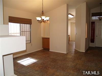 8056 North Halter Road Tucson, AZ 85741 - Photo 4 of 20 Gallery Image 4