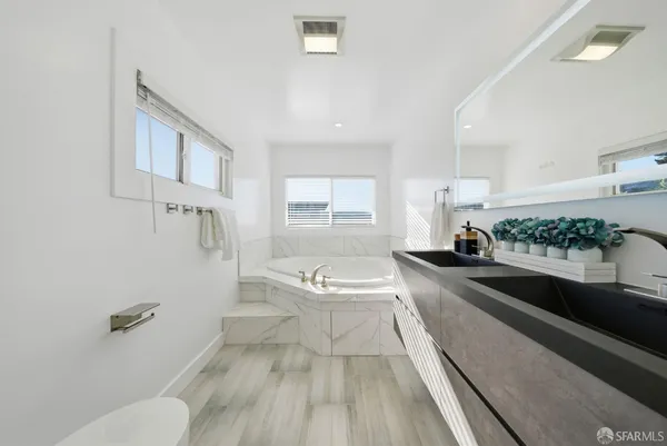 a view of backyard of house