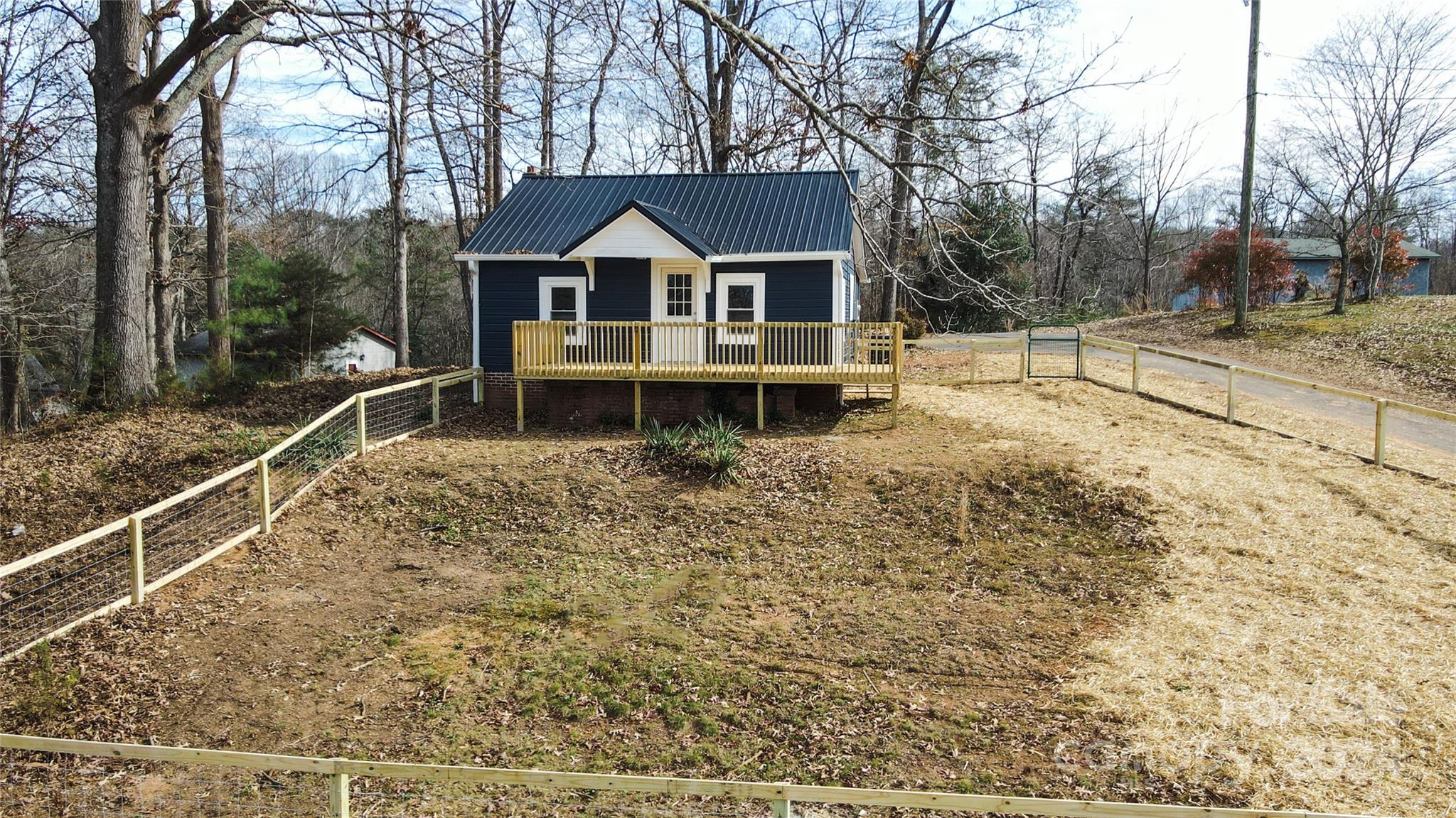 134 Williams Road Morganton, NC 28655 - Photo 3 of 27 Gallery Image 3