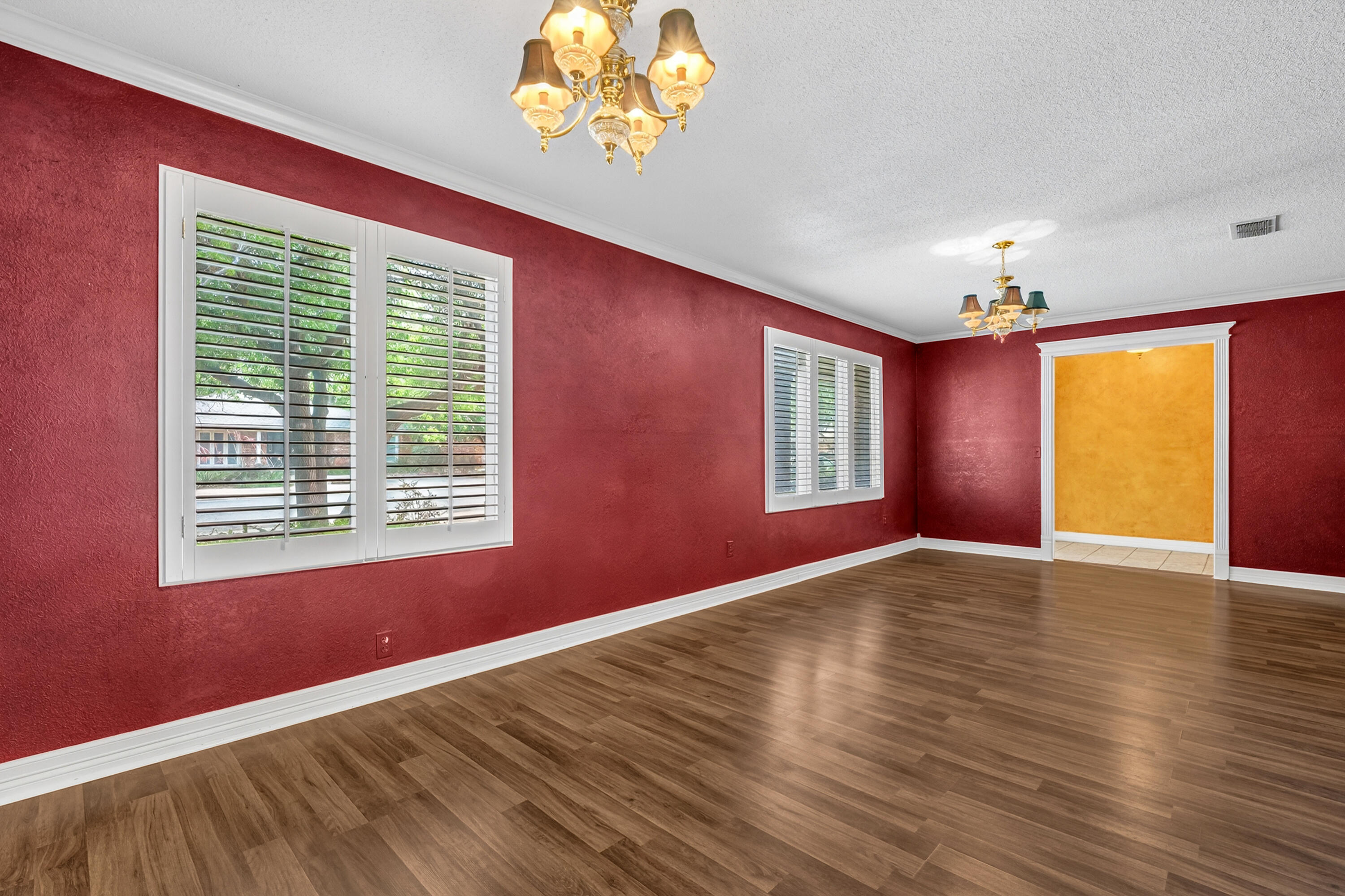 4017 69th Street Lubbock, TX 79413 - Photo 8 of 38 DSC01688