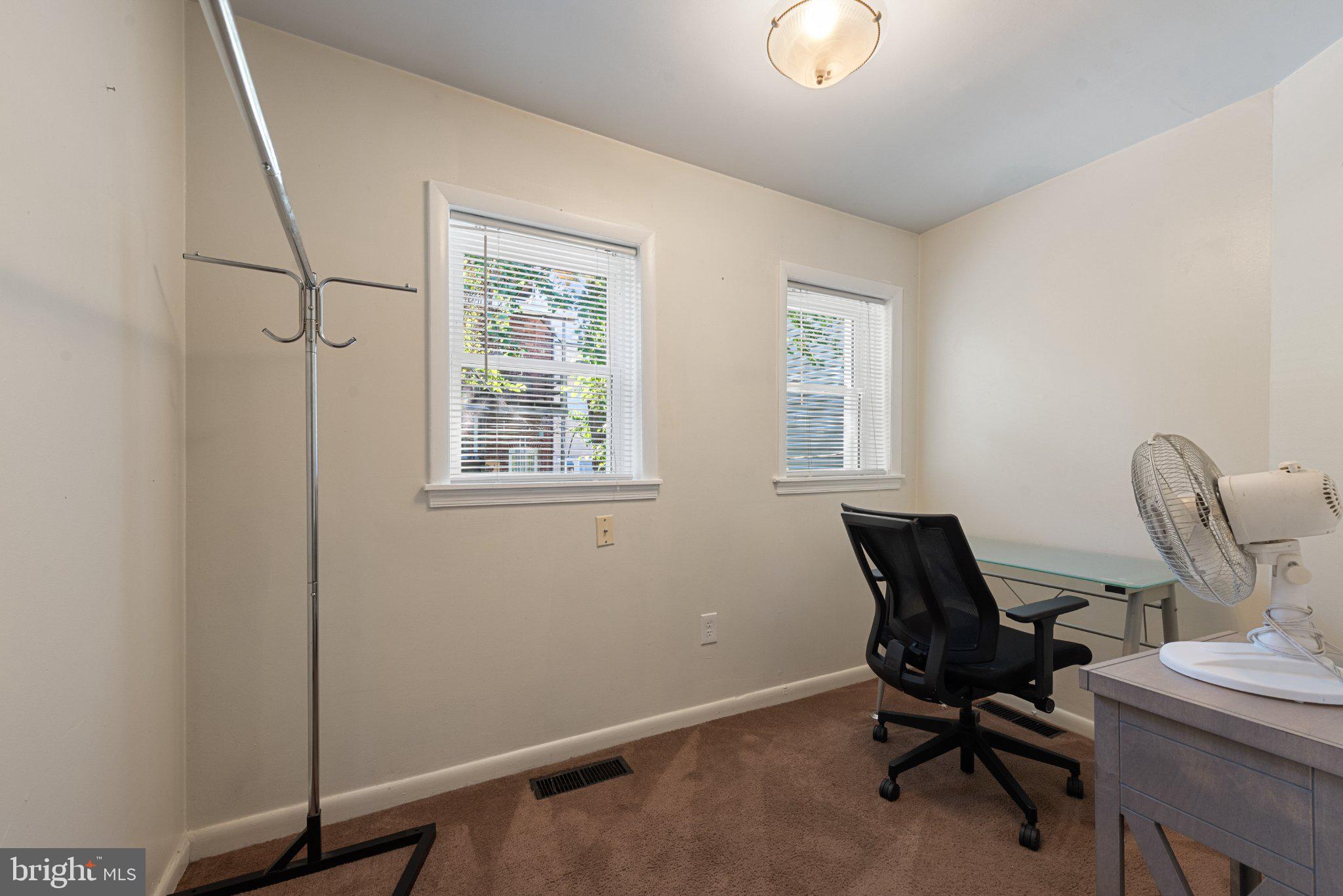 211 South Madeira Street Baltimore, MD 21231 - Photo 17 of 18 Bright and airy workspace retreat.