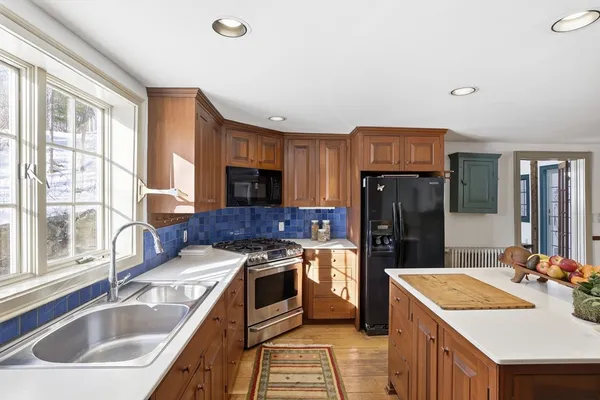 $1,799,000 | 105 Lexington Road, Concord, MA 01742