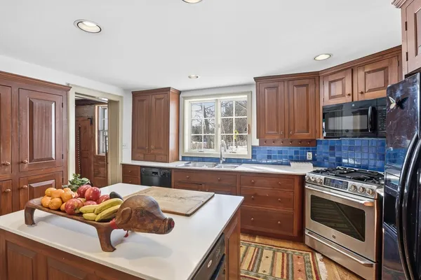 $1,799,000 | 105 Lexington Road, Concord, MA 01742