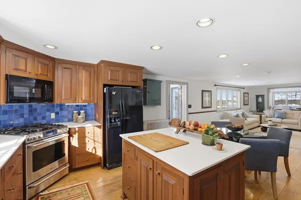 $1,799,000 | 105 Lexington Road, Concord, MA 01742