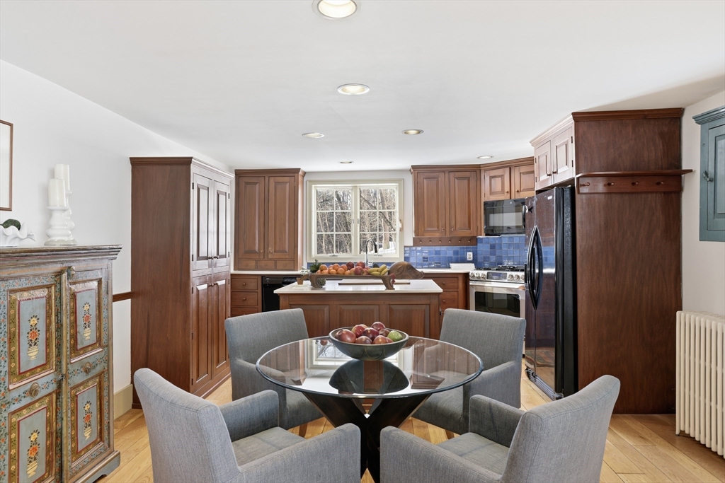 105 Lexington Road Concord, MA 01742 - Photo 9 of 42