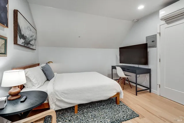 $1,295,000 | 1532 Jefferson Street, Napa, CA 94559