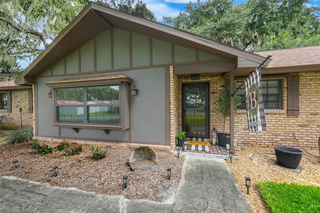 31946 Harris Road Tavares, FL 32778 - Photo 6 of 44 Gallery Image 6
