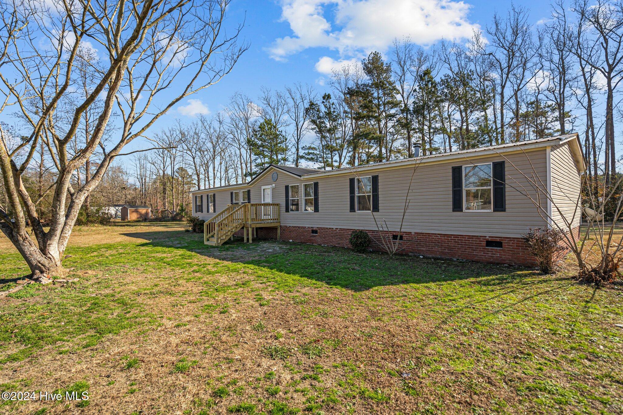 49 Stage Coach Road Ivanhoe, NC 28447 - Photo 6 of 46 3-web-or-mls-DSC04118