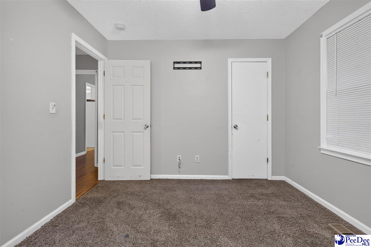 337 Wilson Road Florence, SC 29506 - Photo 33 of 39 Gallery Image 33