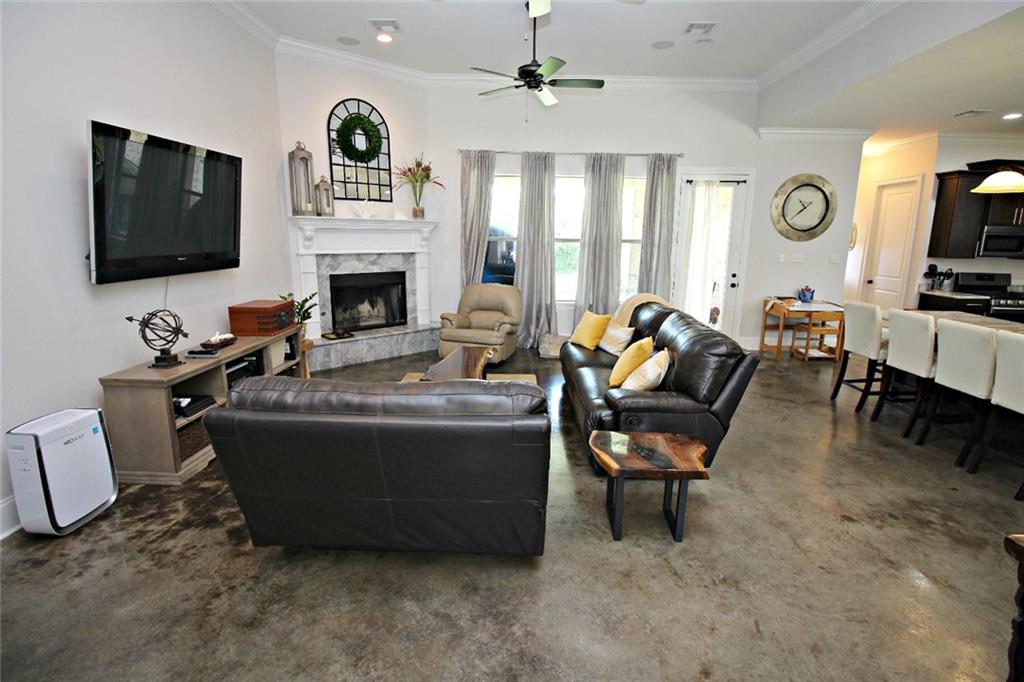 127 Chapel Hill Road Belle Chasse, LA 70037 - Photo 3 of 20