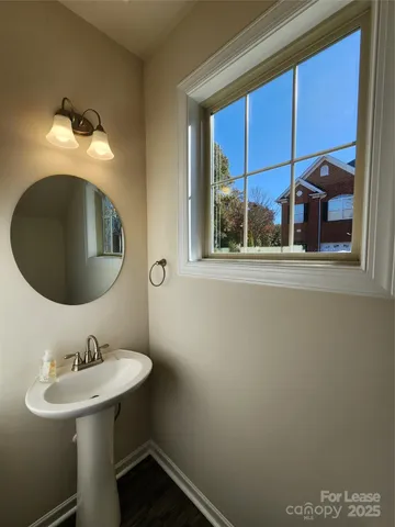 $3,200 | 326 Sadie Drive, Matthews, NC 28105