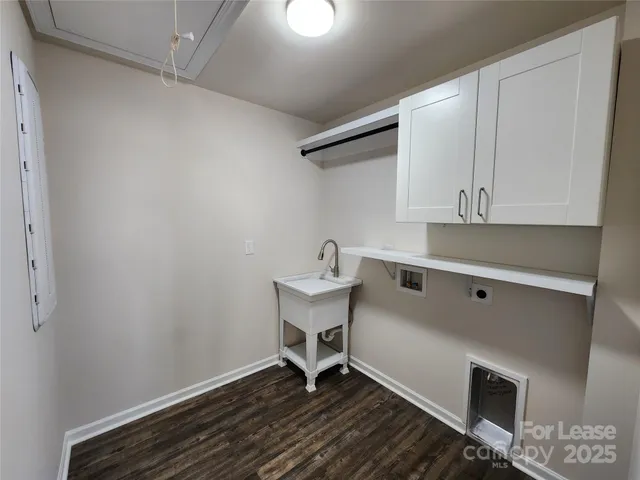 $3,200 | 326 Sadie Drive, Matthews, NC 28105