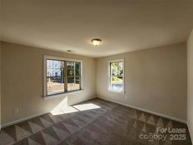 $3,200 | 326 Sadie Drive, Matthews, NC 28105