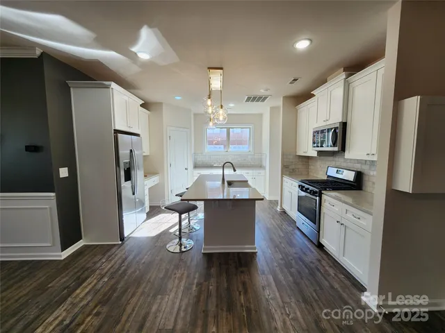 $3,200 | 326 Sadie Drive, Matthews, NC 28105