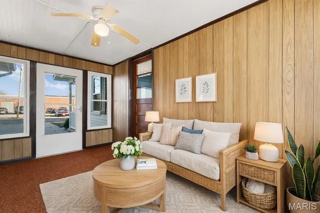 $170,000 | 228 Charles Street, Red Bud, IL 62278