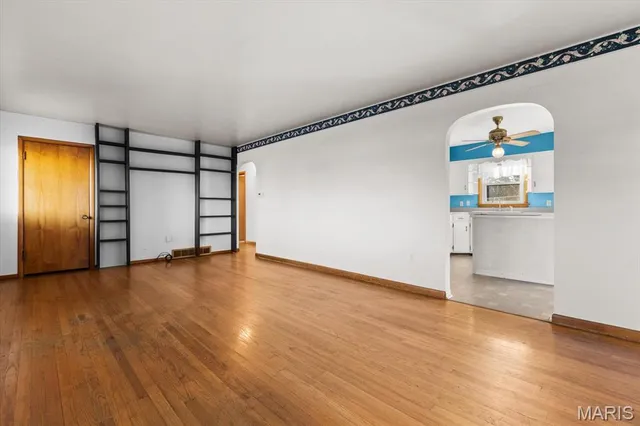 $170,000 | 228 Charles Street, Red Bud, IL 62278