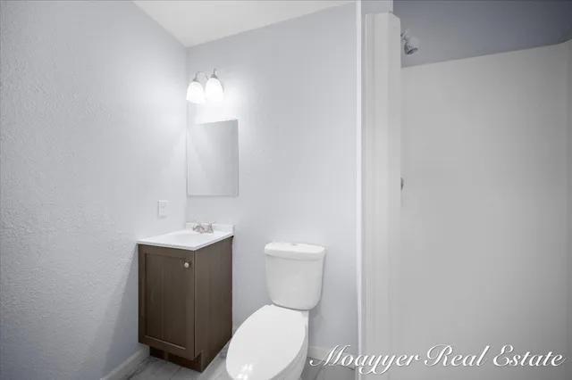 $2,000 | 1051 Abbey Court, Unit 1, Holland, MI 49423