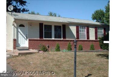 141 North Harrison Road Sterling, VA 20164 - Photo 1 of 5 Exterior (Main)