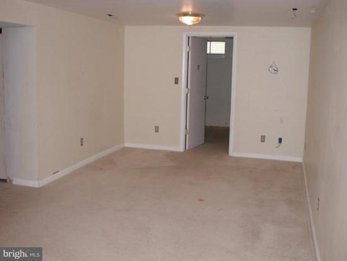 141 North Harrison Road Sterling, VA 20164 - Photo 5 of 5 Recreation Room