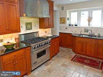 634 Moreno Road Penn Valley, PA 19072 - Photo 5 of 12
