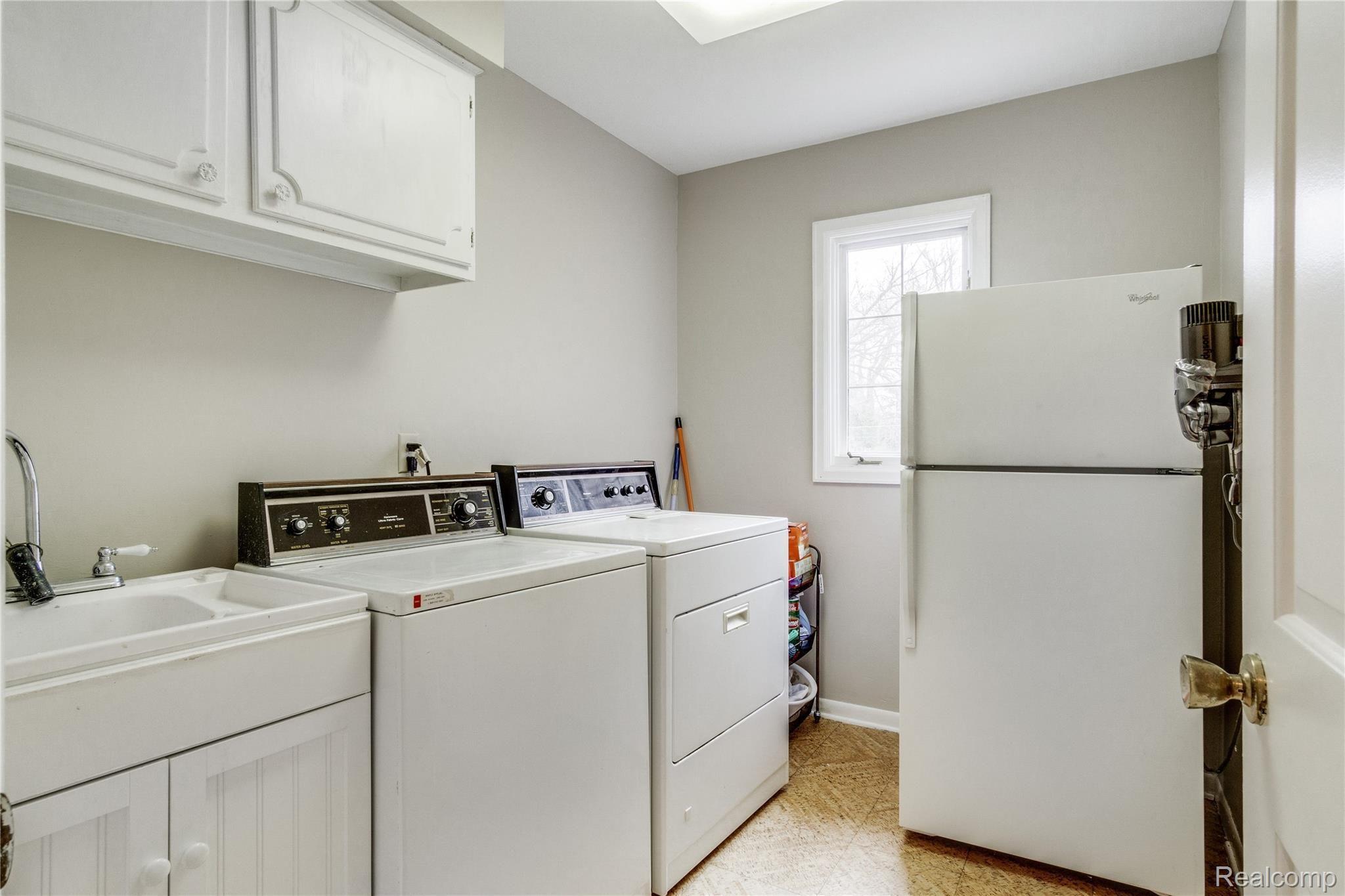 5381 Deep Wood Road Bloomfield Hills, MI 48302 - Photo 51 of 79 Interiors (22 of 45).jpg