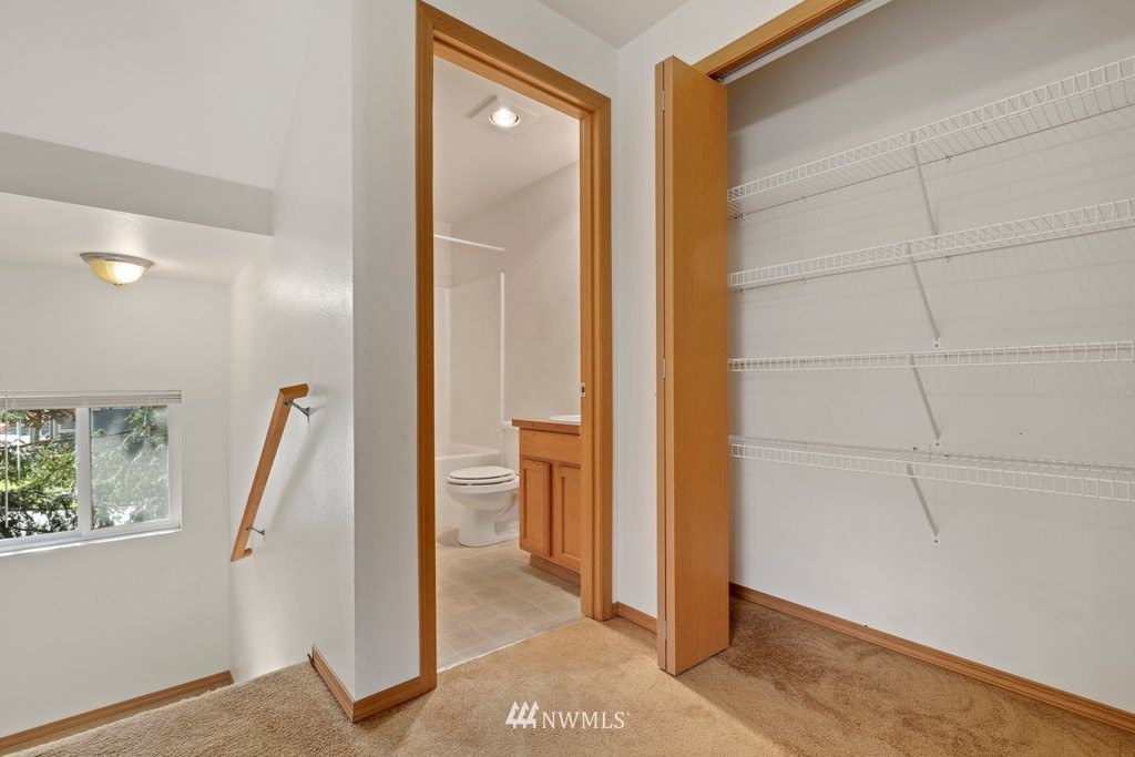 617 Southwest 4th Place Renton, WA 98057 - Photo 14 of 30