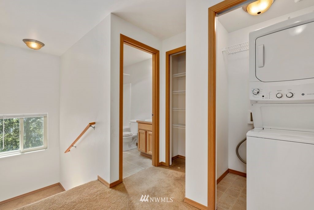 617 Southwest 4th Place Renton, WA 98057 - Photo 27 of 30