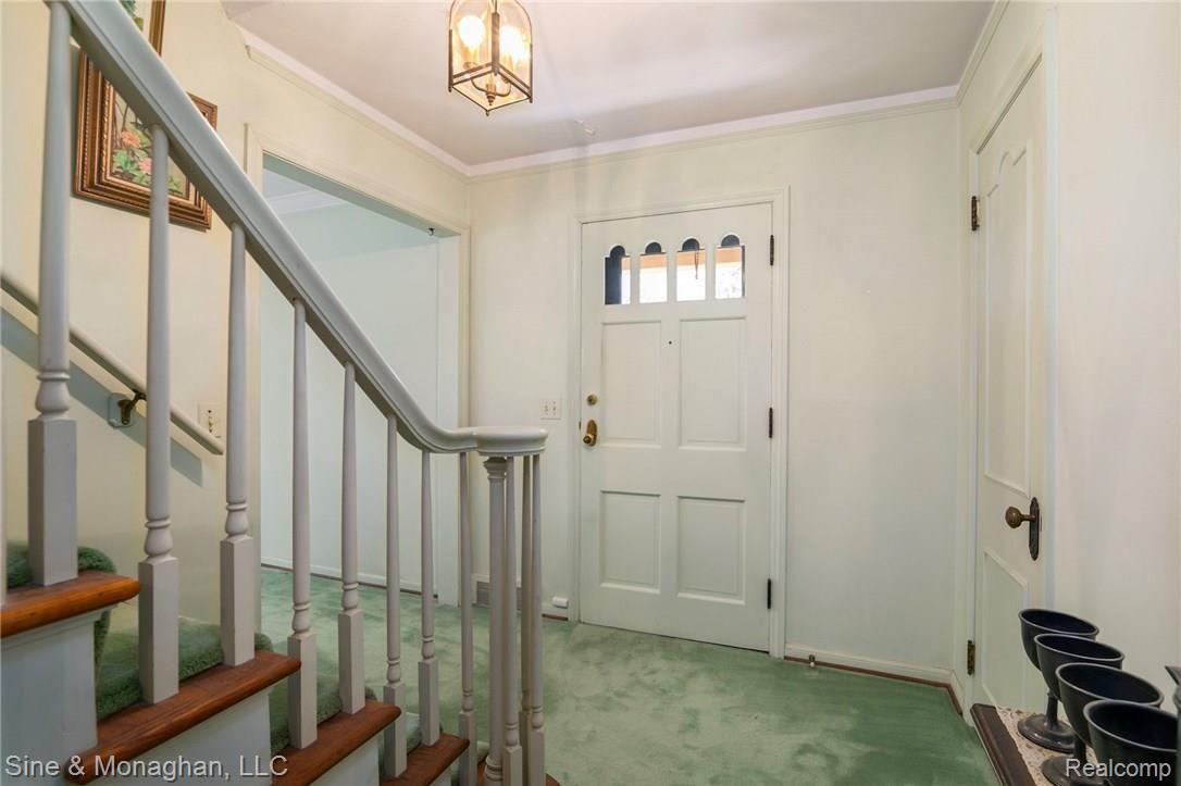74 Handy Road Grosse Pointe, MI 48236 - Photo 5 of 28 5-782A3251-Edit.jpg
