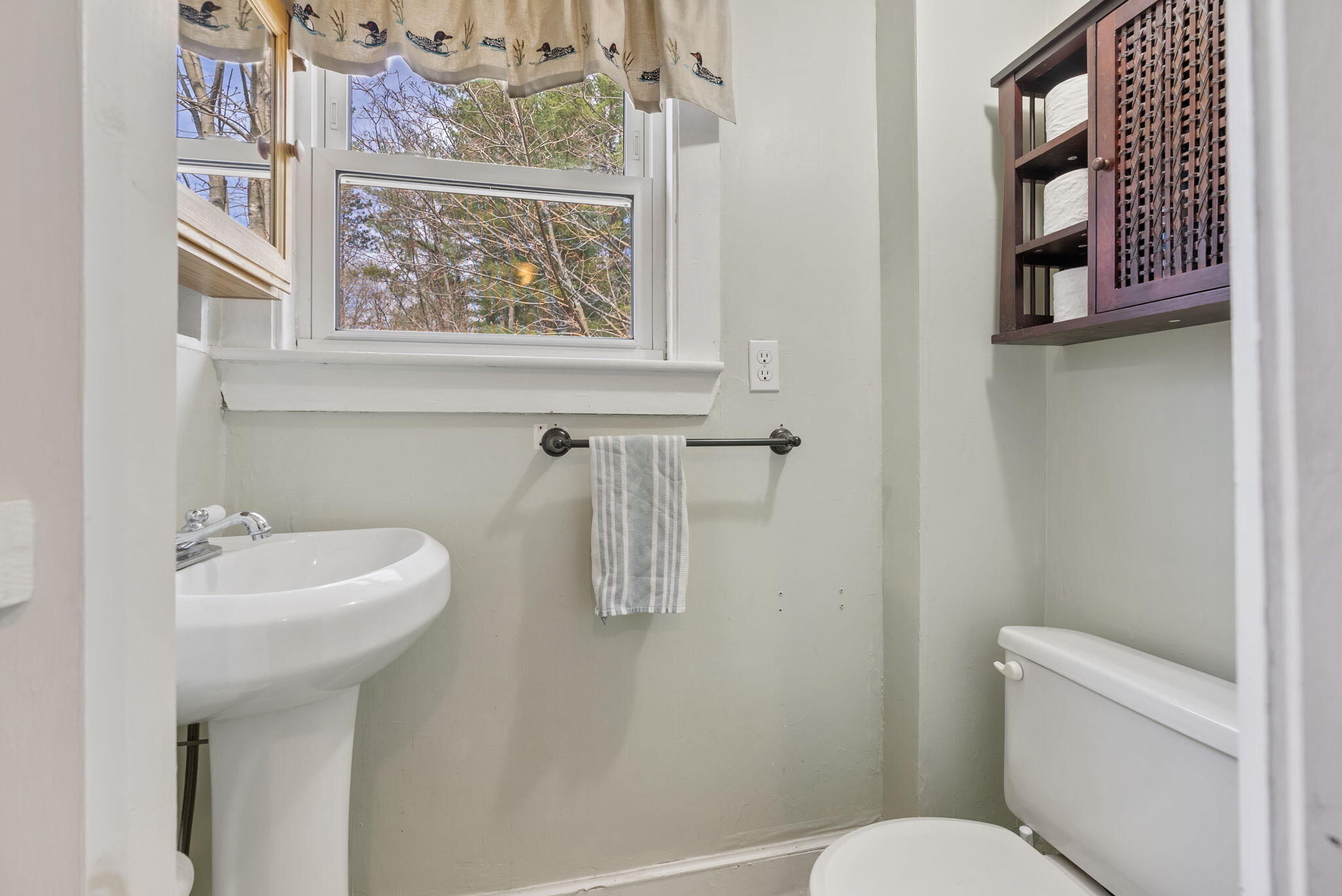 81 Court Street Alfred, ME 04002 - Photo 24 of 43 45-web-or-mls-DSC06409