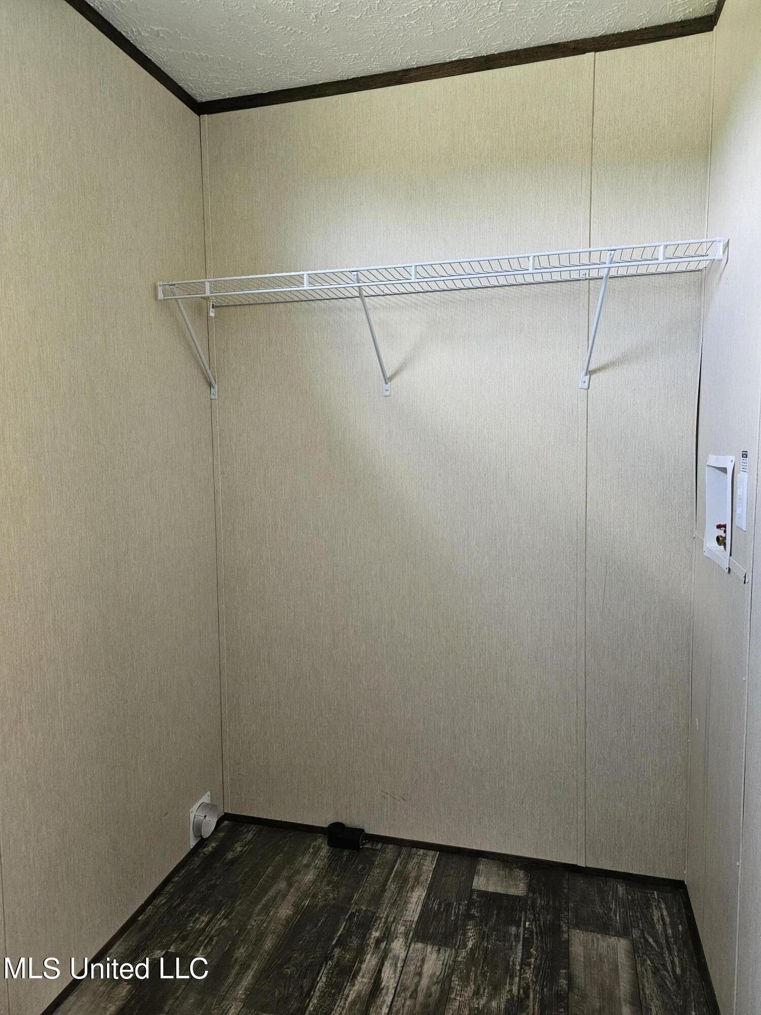 22401 Mercedes Road Gulfport, MS 39503 - Photo 20 of 20 Laundry Room