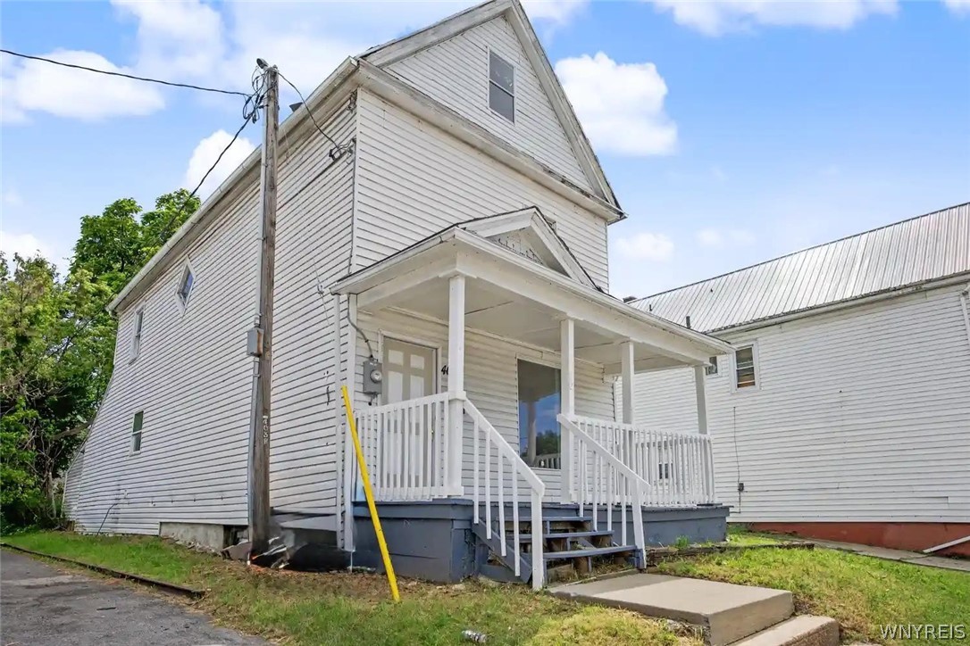 401 Military Road Buffalo, NY 14207 - Photo 3 of 49 Gallery Image 3