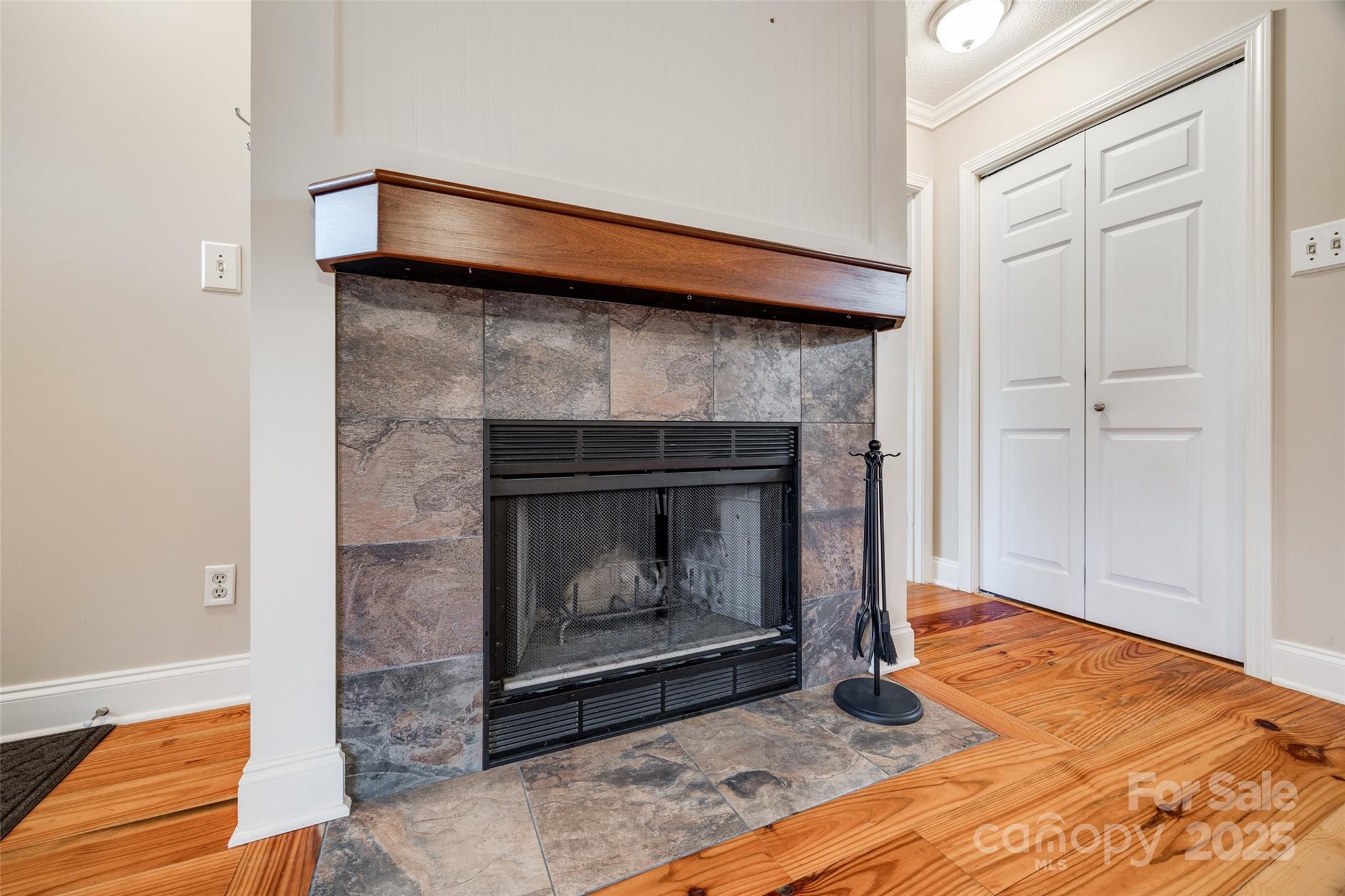 1545 Wimbleton Woods Drive Fort Mill, SC 29708 - Photo 8 of 42 a room with a fireplace