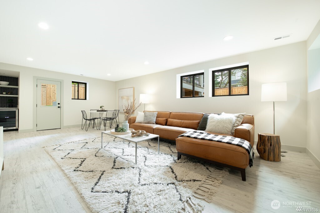 421 North 63rd Street Seattle, WA 98103 - Photo 27 of 40