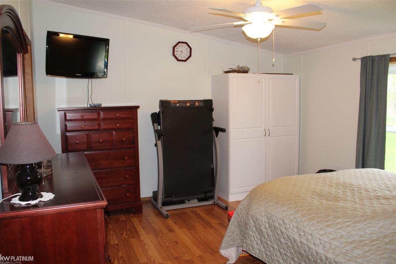 12977 Metcalf Road Emmett, MI 48022 - Photo 9 of 12