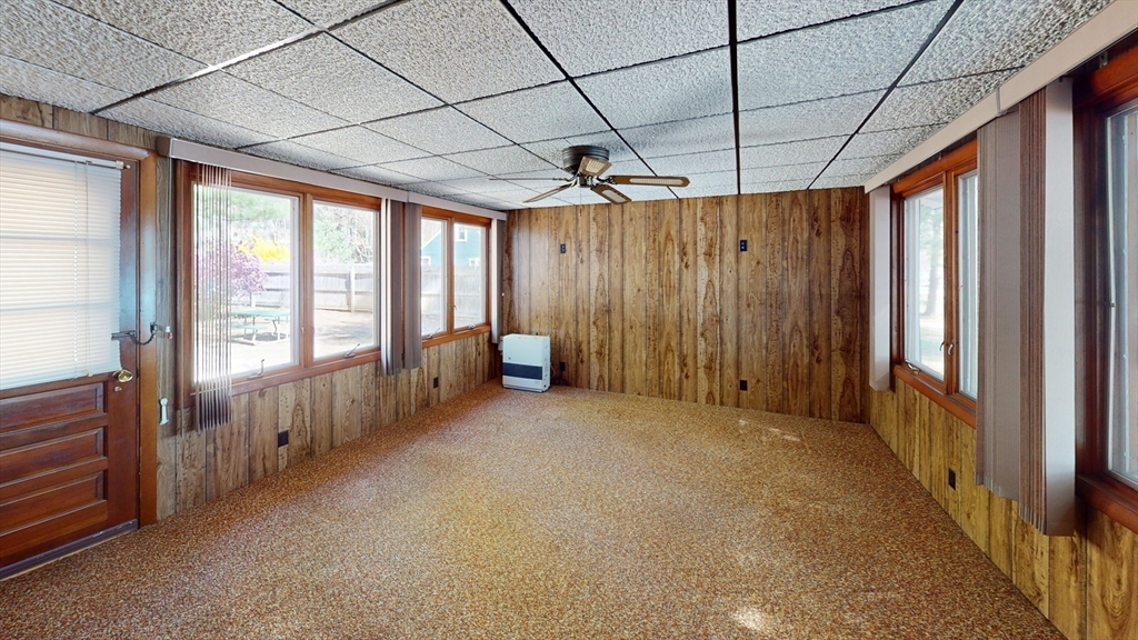 222 Snake Hill Road Ayer, MA 01432 - Photo 12 of 34