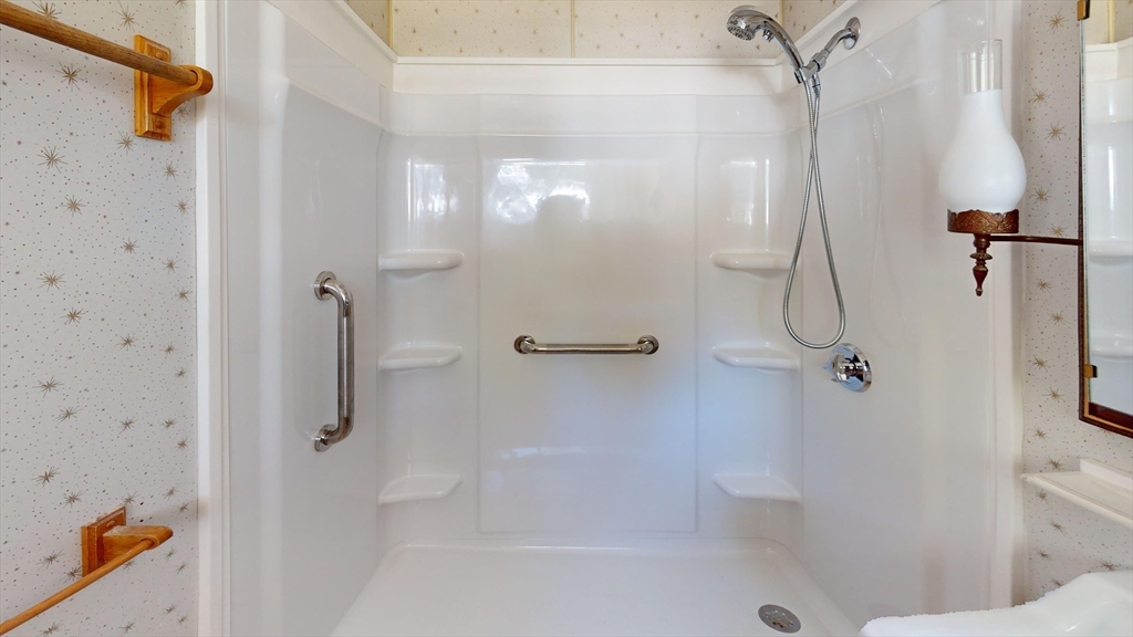 222 Snake Hill Road Ayer, MA 01432 - Photo 15 of 34