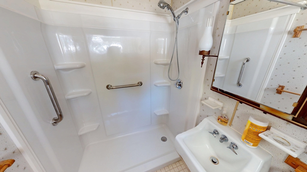 222 Snake Hill Road Ayer, MA 01432 - Photo 16 of 34