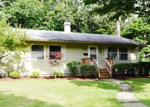 221 Tilton Park Drive DeKalb, IL 60115 - Photo 1 of 15