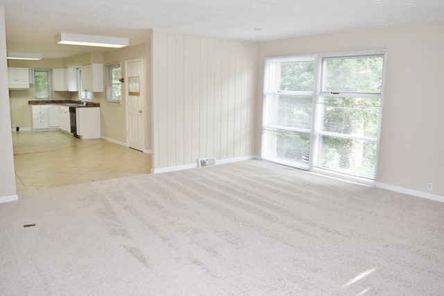 221 Tilton Park Drive DeKalb, IL 60115 - Photo 4 of 15