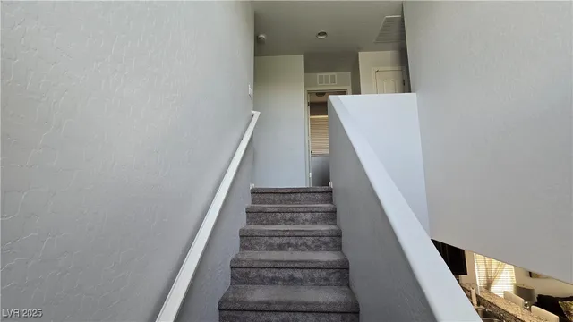 $399,000 | 7704 Classy Cashmere Court, Las Vegas, NV 89149