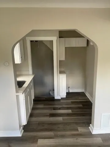 $1,200 | 11798 Outer Drive West, Detroit, MI 48223