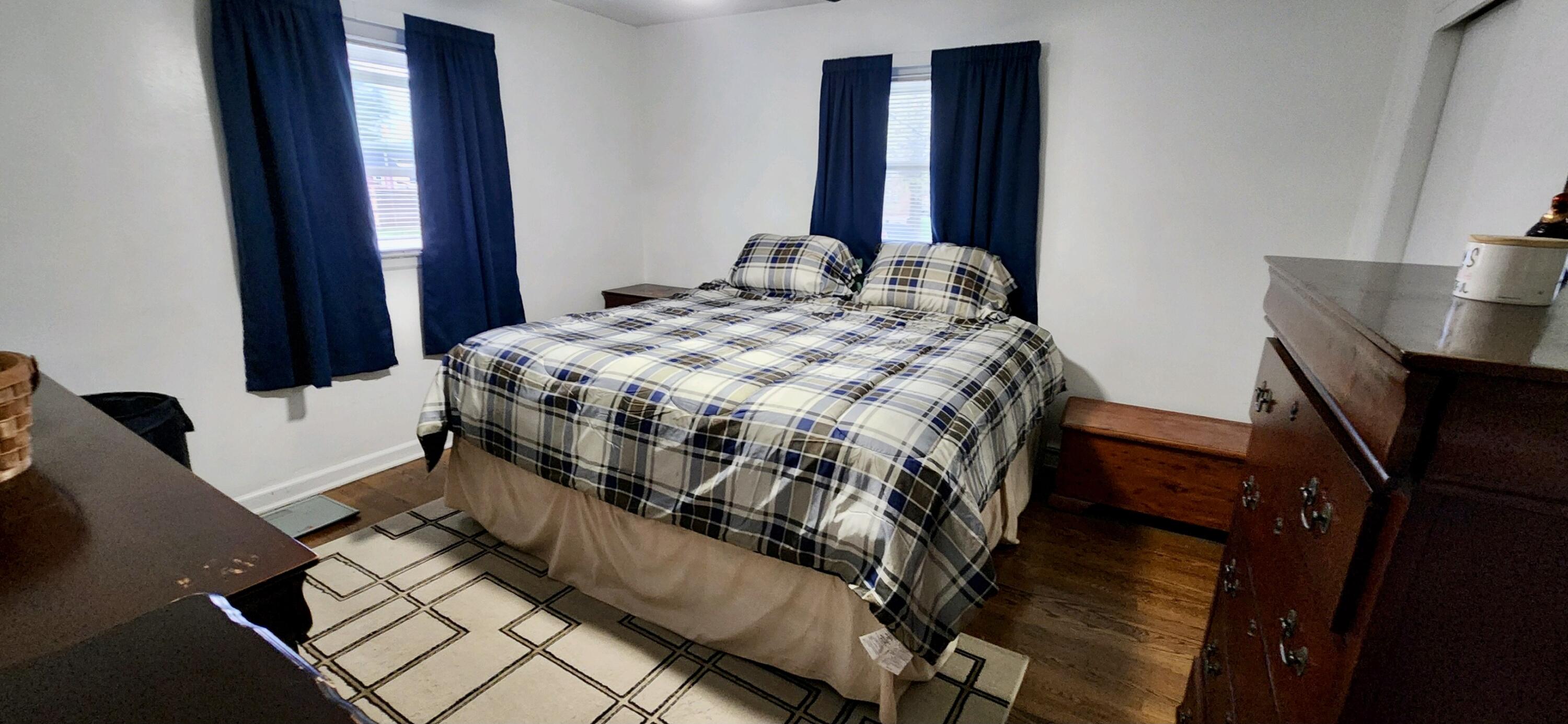 532 Santee Road Roanoke, VA 24019 - Photo 8 of 30 20240411_184230