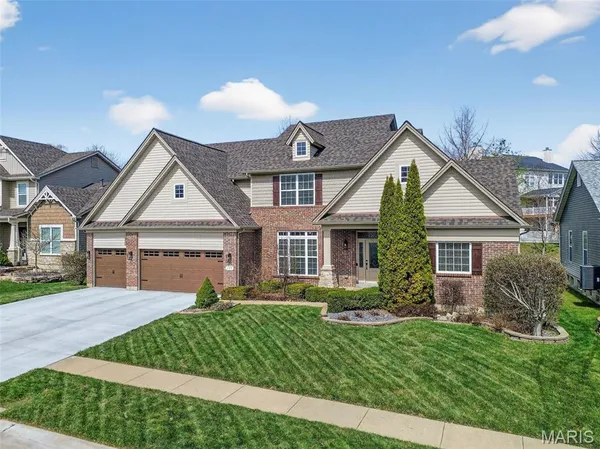 $785,000 | 319 Magnolia Valley Drive, O'Fallon, MO 63366