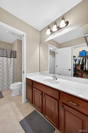 $785,000 | 319 Magnolia Valley Drive, O'Fallon, MO 63366