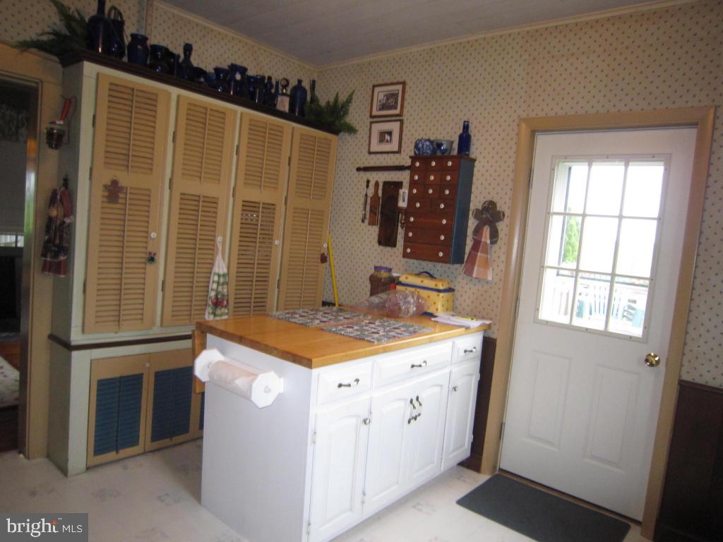 757 Letort Road Washington Boro, PA 17582 - Photo 3 of 17