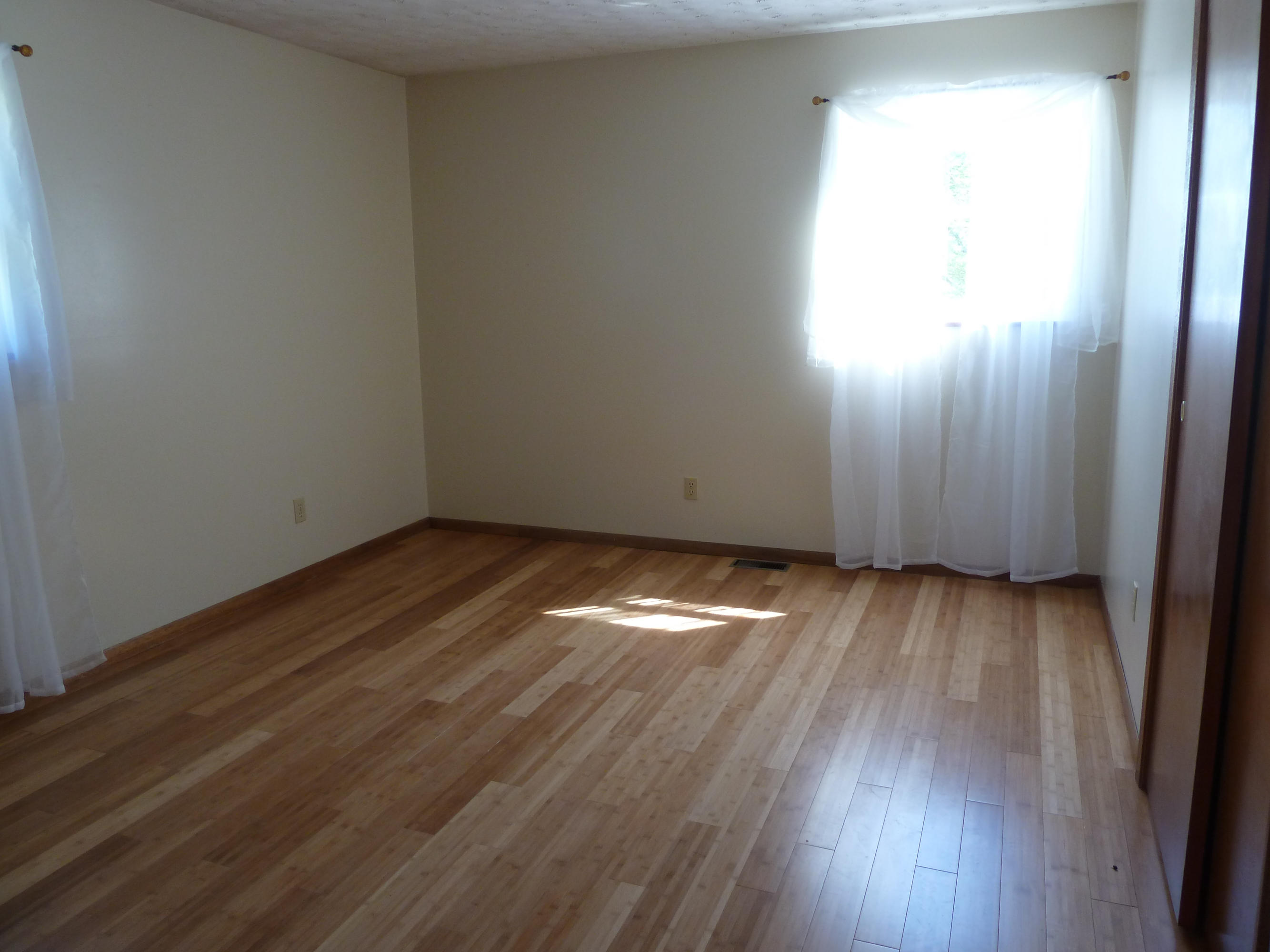 5008 Cain Road Knoxville, TN 37921 - Photo 11 of 14 aBRCain, 5008 P1110834 (16)